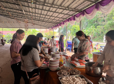 ทำบุญถวายภัตตาหารเพล(ก๋วยเตี๋ยว และน้ำแข็งใส) ... พารามิเตอร์รูปภาพ 2