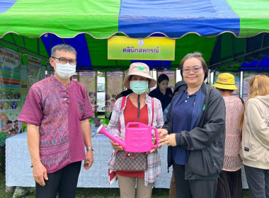 โครงการคลินิกเกษตรเคลื่อนที่ในพระราชานุเคราะห์สมเด็จพระบรมโอรสาธิราชฯ สยามมกุฎราชกุมาร ไตรมาสที่ 3 ซึ่งบูรณาการร่วมกับโครงการจังหวัดเคลื่อนที่แบบบูรณาการ “หน่วยงานบำบัดทุกข์ บำรุงสุข สร้างรอยยิ้มให้ประชาชนจังหวัดนครพนม” ... พารามิเตอร์รูปภาพ 14