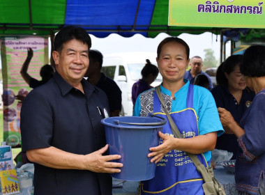 โครงการคลินิกเกษตรเคลื่อนที่ในพระราชานุเคราะห์สมเด็จพระบรมโอรสาธิราชฯ สยามมกุฎราชกุมาร ไตรมาสที่ 3 ซึ่งบูรณาการร่วมกับโครงการจังหวัดเคลื่อนที่แบบบูรณาการ “หน่วยงานบำบัดทุกข์ บำรุงสุข สร้างรอยยิ้มให้ประชาชนจังหวัดนครพนม” ... พารามิเตอร์รูปภาพ 18