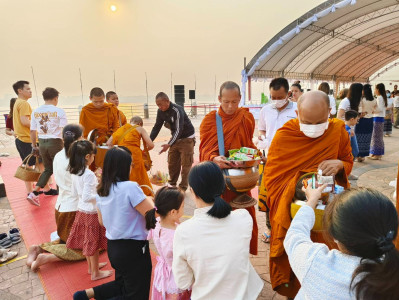 กิจกรรมทำบุญตักบาตรทุกวันพระประจำปี พ.ศ. 2568 พารามิเตอร์รูปภาพ 1