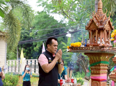 อธิบดีกรมส่งเสริมสหกรณ์ พร้อมด้วยรองอธิบดี ... พารามิเตอร์รูปภาพ 2