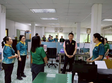 อธิบดีกรมส่งเสริมสหกรณ์ พร้อมด้วยรองอธิบดี ... พารามิเตอร์รูปภาพ 9
