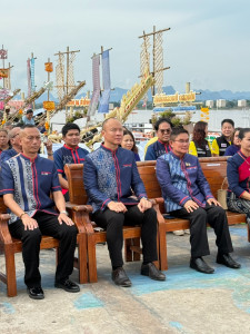 กลุ่มตรวจการสหกรณ์ เข้าร่วมพิธีไหลเรือไฟโบราณ พารามิเตอร์รูปภาพ 1