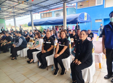 บุคลากรสำนักงานสหกรณ์จังหวัดนครพนม ออกให้บริการประชาชน ... พารามิเตอร์รูปภาพ 2